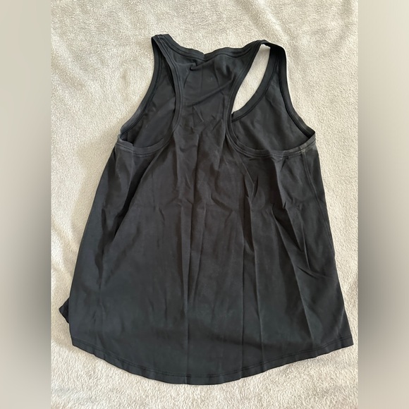 lululemon tank top size 8 - Picture 2 of 3
